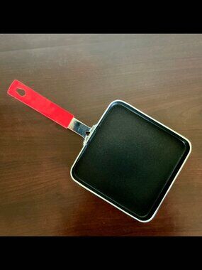 NWOB Red 5.5" Non-stick Sandwich Pan / Griddle